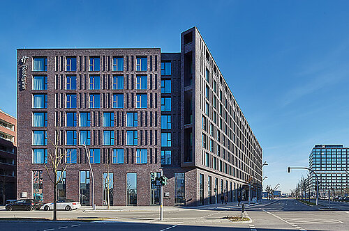 HC72 Lohsepark Perspektive Holiday Inn
