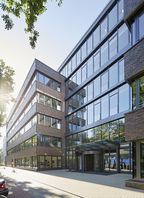 Philips Headquarters Perspektive Eingangsfassade