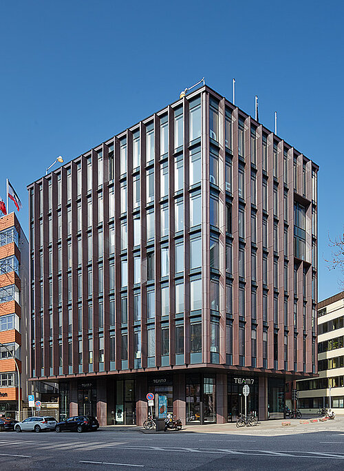 Domstraße Perspektive Eckgebäude