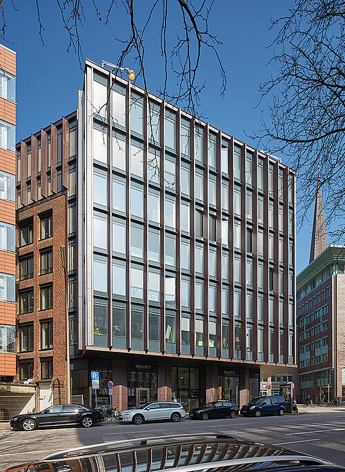 Domstraße Perspektive Eckgebäude