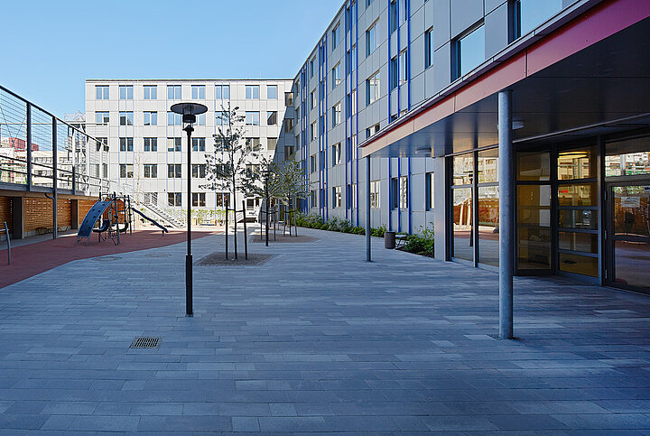 Phorms Campus Perspektive Innenhof