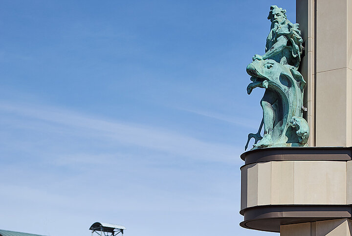 Cremon 1 Neptun-Skulptur